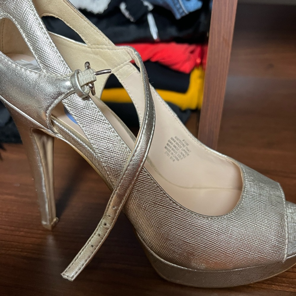 Elegant Silver High Heel Shoes